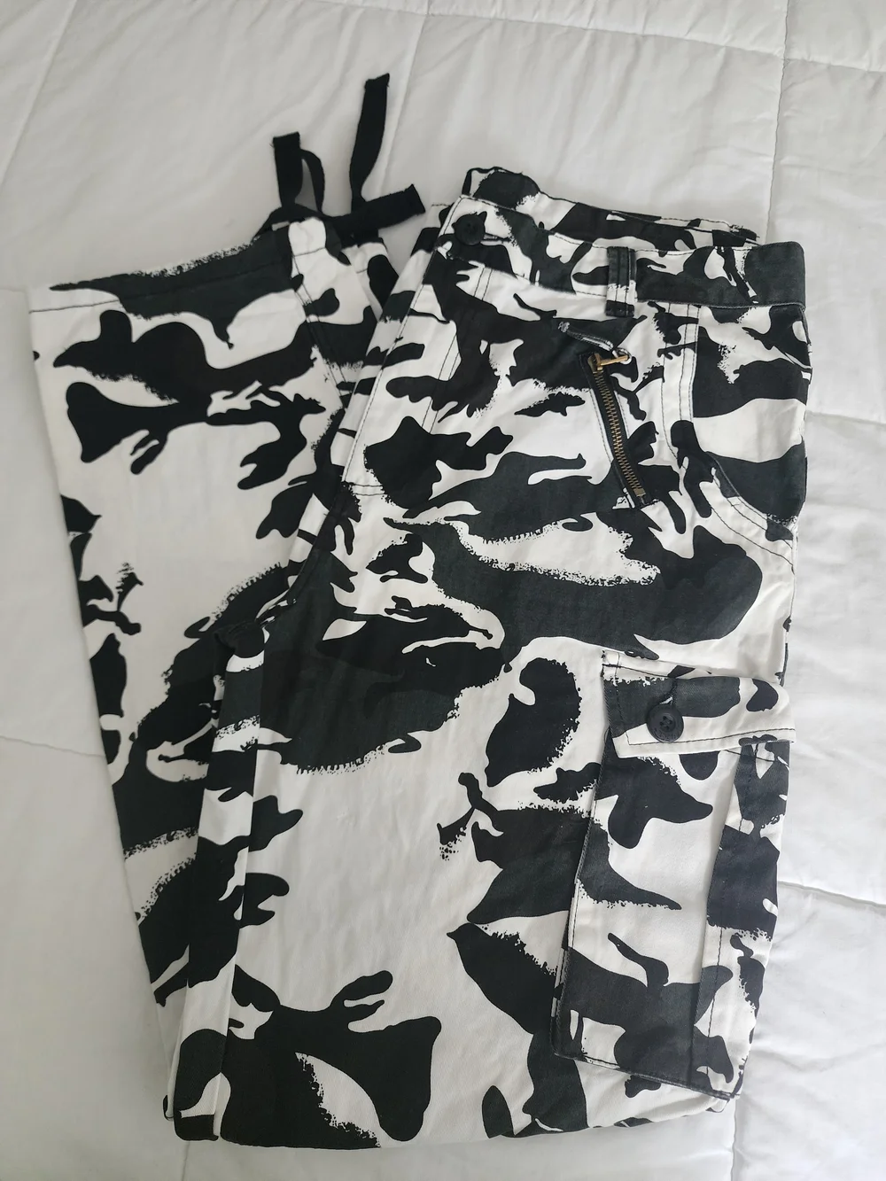 Men's Black & White Camo Cargo Pants